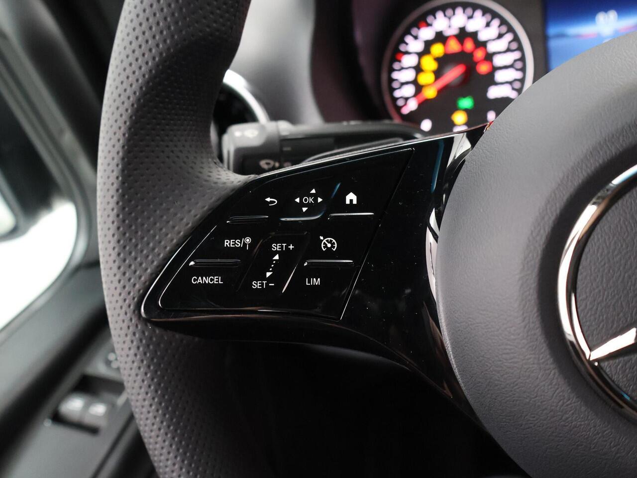 Mercedes-Benz SPRINTER 317 CDI GB L2 RWD PRO | AUTOMAAT | 3500KG TREKKEN | CAMERA | CRUISE CONTROL | APPLE CARPLAY