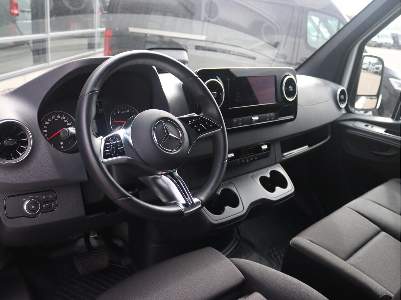 Mercedes-Benz SPRINTER 317 CDI L2H2 Pro | AIRCO/CAMERA/CRUISE/3.500KG AHW | Certified