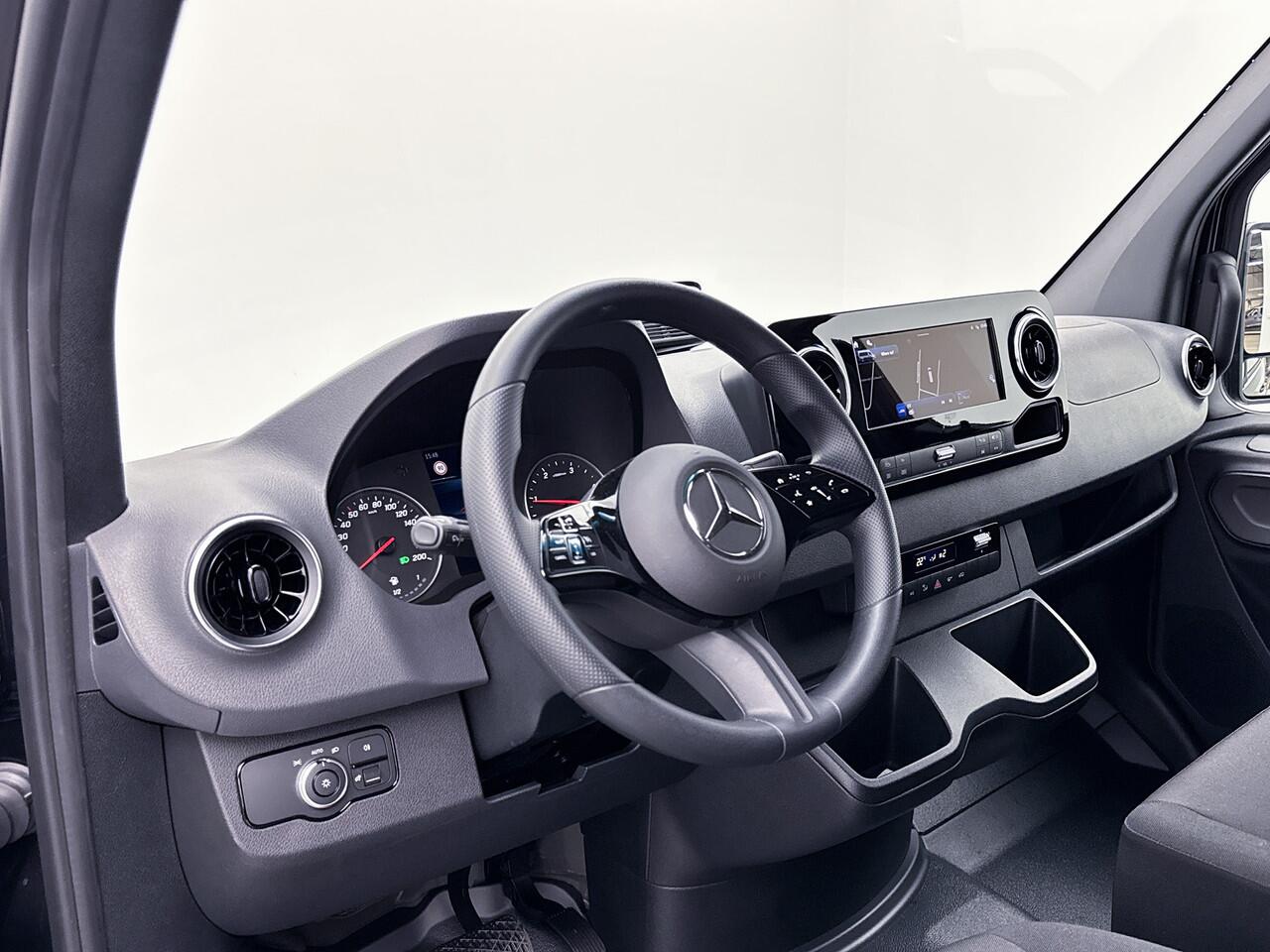 Mercedes-Benz SPRINTER 317 CDI L2H2 Facelift Led 3500KG trekgewicht BPM-Vrij Navigatie Achteruitrijcamera