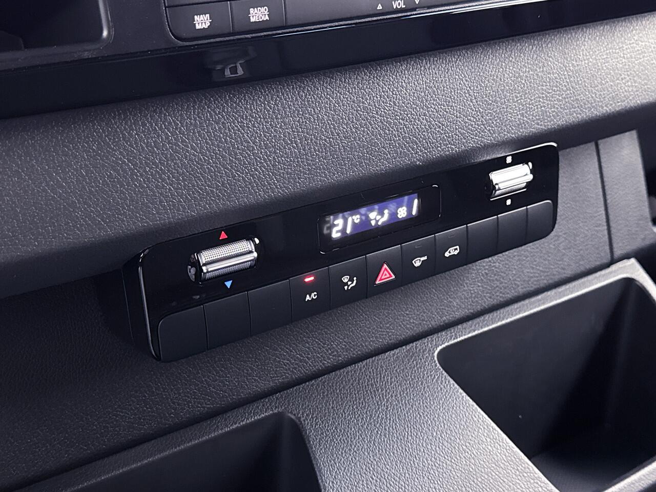 Mercedes-Benz SPRINTER 317 1.9 CDI L3H2 PRO Nieuw Direct Leverbaar LED 3500KG Trekgewicht Navigatie Achteruitrijcamera