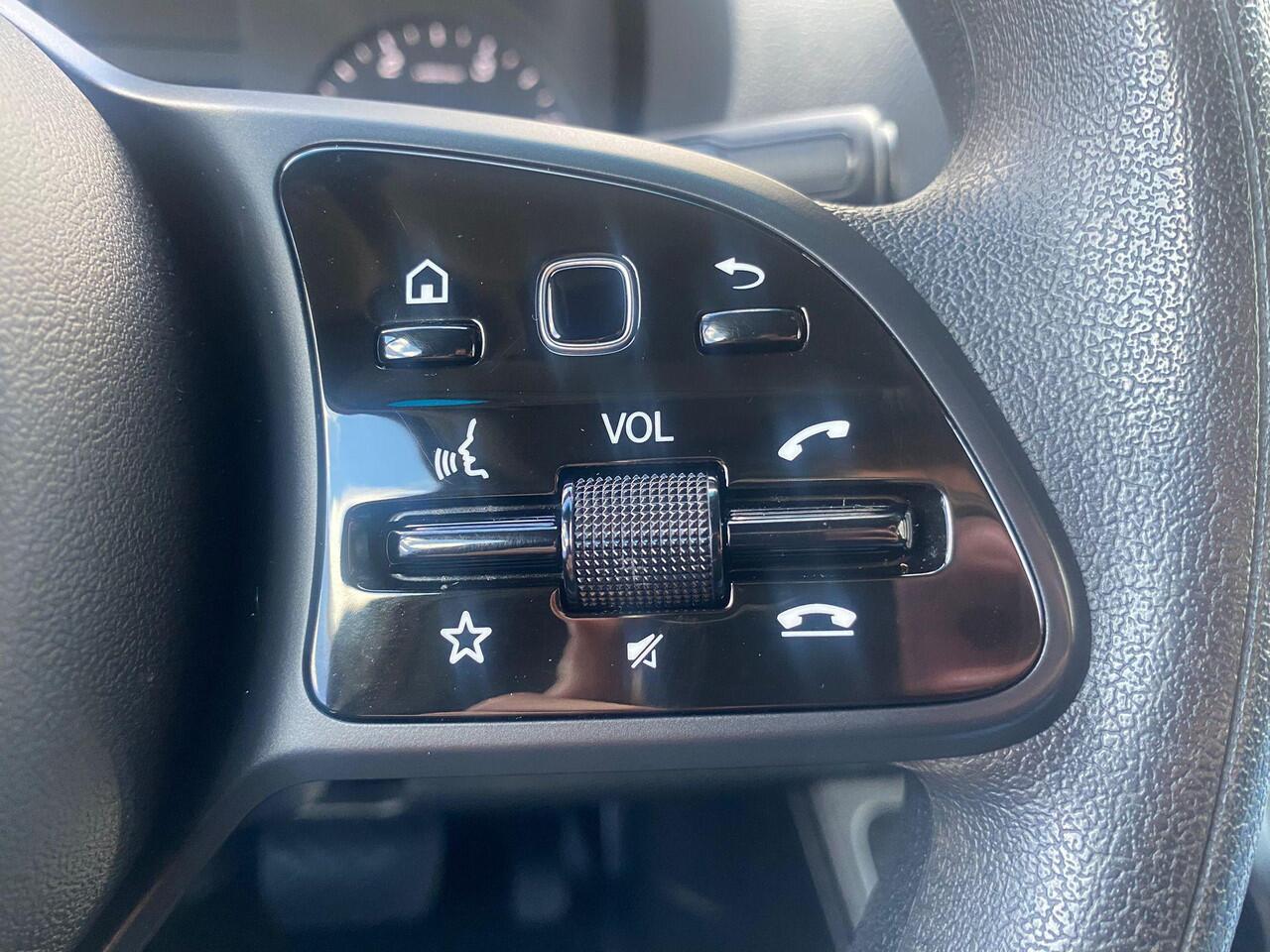 Mercedes-Benz SPRINTER 315 1.9 CDI L2H2 RWD