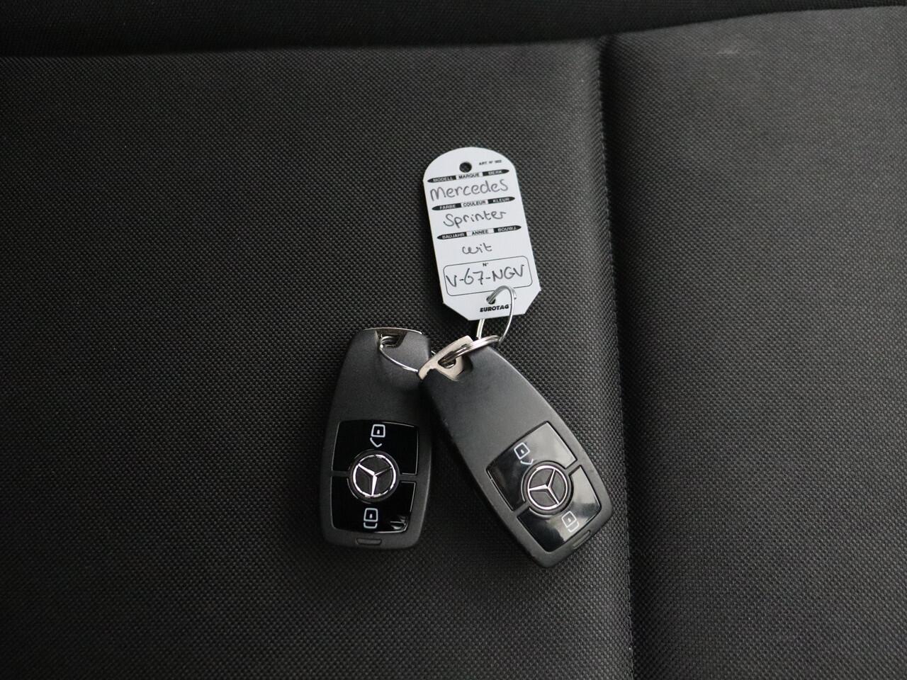 Mercedes-Benz SPRINTER 315CDI L2H2 | Multimedia | Camera | Airco | Cruise | Betimmering | 3-Persoons