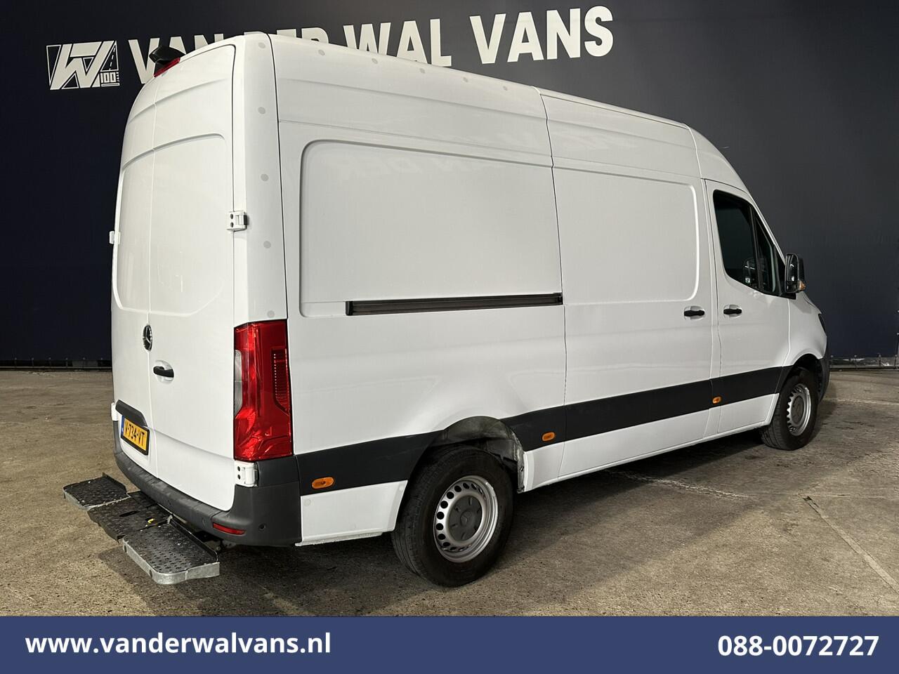 Mercedes-Benz SPRINTER 316 CDI 163pk 3500kg Trekhaak L2H2 Euro6 Airco | Camera | Apple Carplay | Android Auto Cruisecontrol, Parkeersensoren