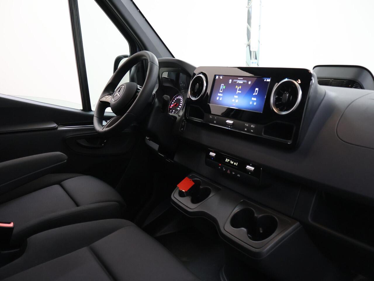 Mercedes-Benz SPRINTER 315 CDI | L2 H2 | Aut. | RWD | PRO 3500 KG AHW | CARPLAY | ANDROID AUTO | 3-ZITS | CRUISE | CAMERA | AIRCO | SPOORASSISTENT | DODEHOEKDETECTIE | METALLIC