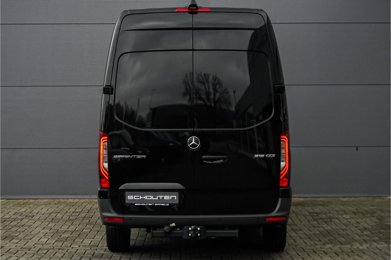 Mercedes-Benz SPRINTER 319 1.9 CDI L2H2 RWD 2x Schuifdeur Distronic Camera Navi Trekhaak 3.5T