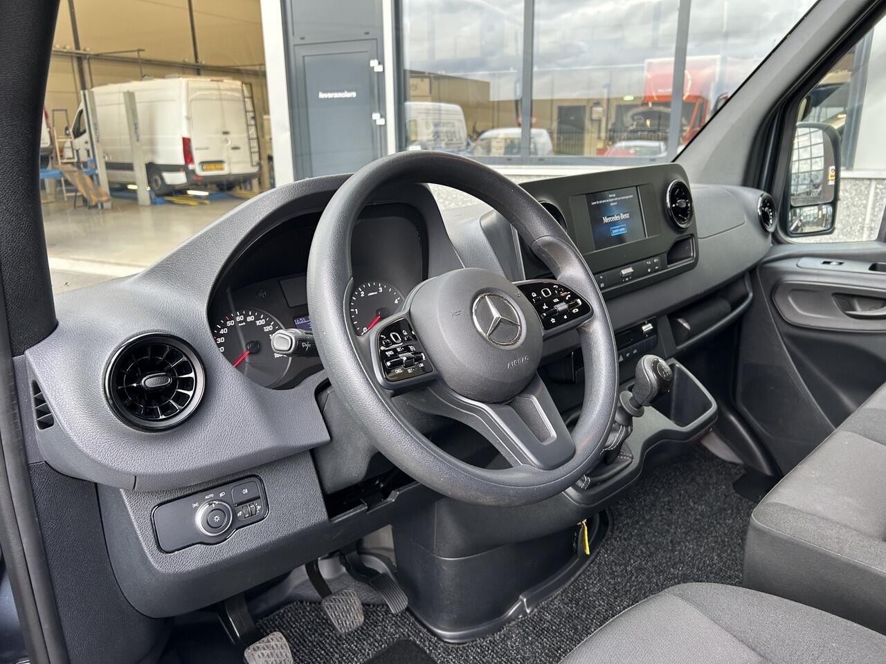 Mercedes-Benz SPRINTER 317 CDI L2 H2 MBUX / Camera / Carplay navigatie / Cruise control / Airco