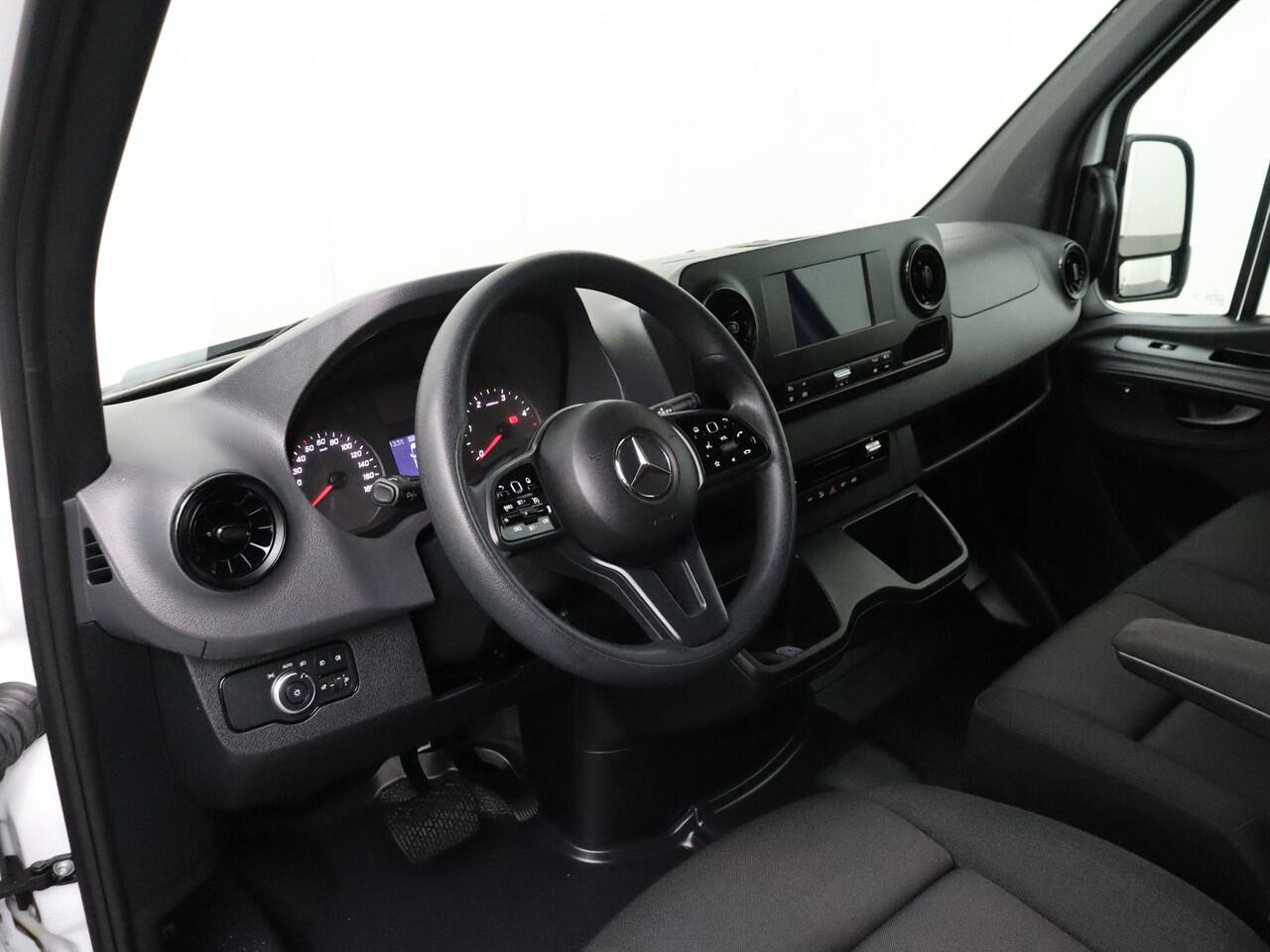 Mercedes-Benz SPRINTER 317CDI 9G-Tronic Automaat L2H2 ( 2024 )Fabrieksgarantie | Navigatie | Camera | 3-Persoons | Airco | Cruise