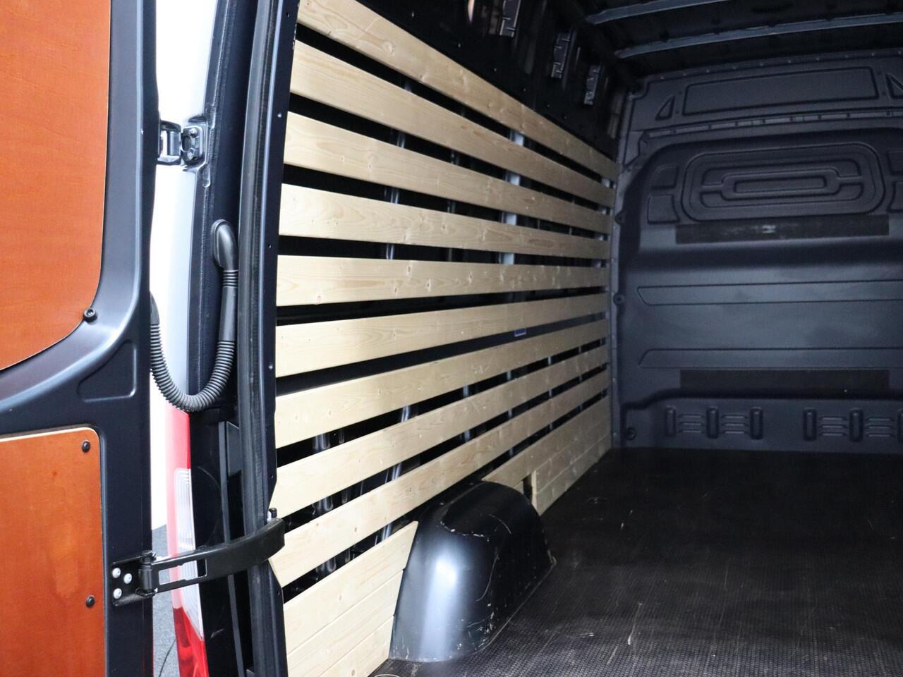 Mercedes-Benz SPRINTER 315 1.9 CDI KA L2/H2