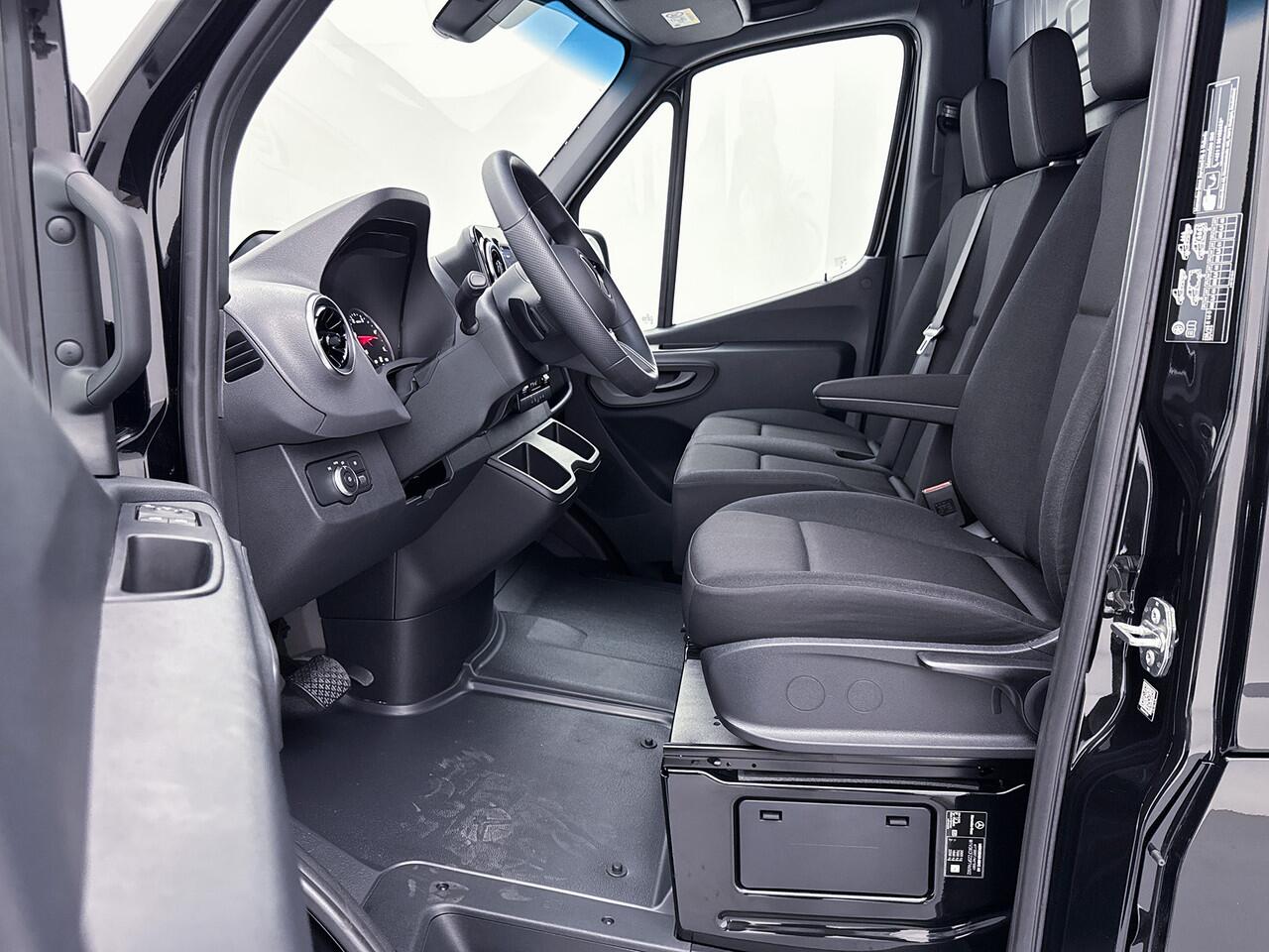 Mercedes-Benz SPRINTER 317 1.9 CDI L3H2 LED Navigatie Achteruitrijcamera Cruise Control