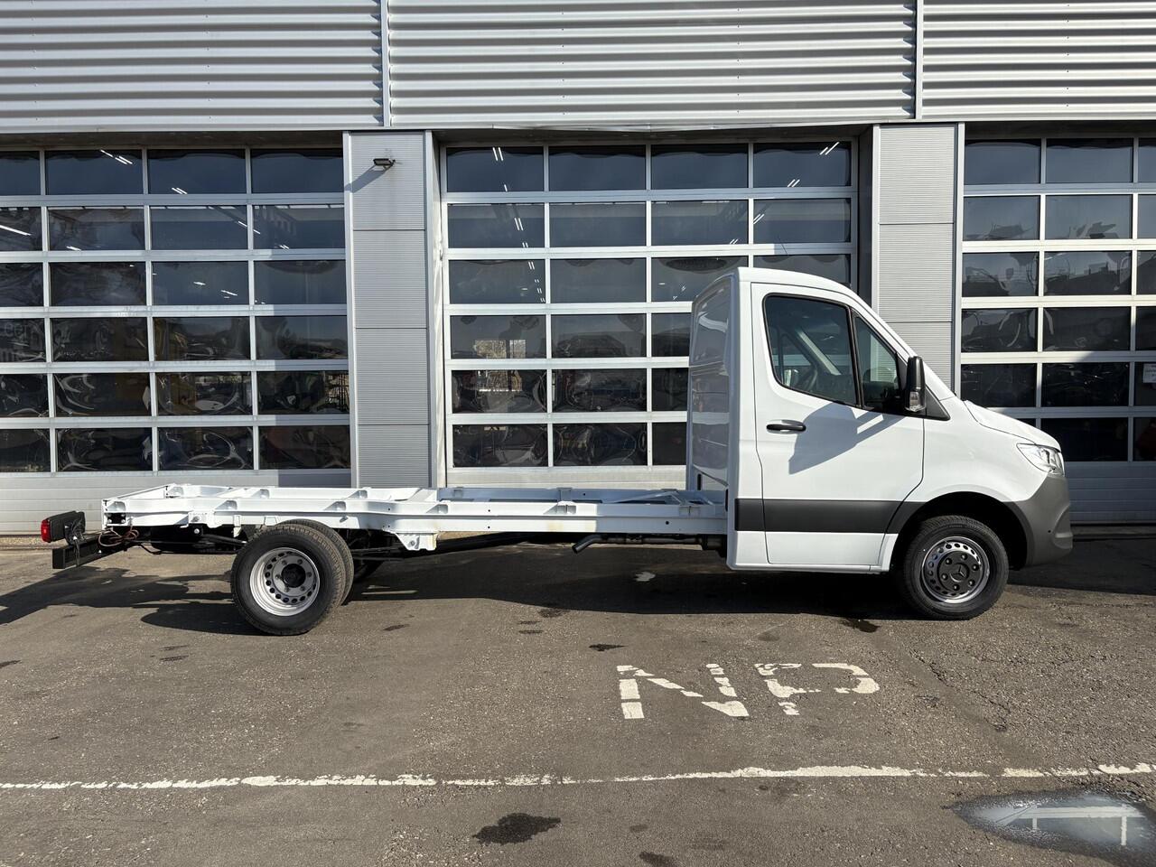 Mercedes-Benz SPRINTER 517 CDI L3 RWD Pro