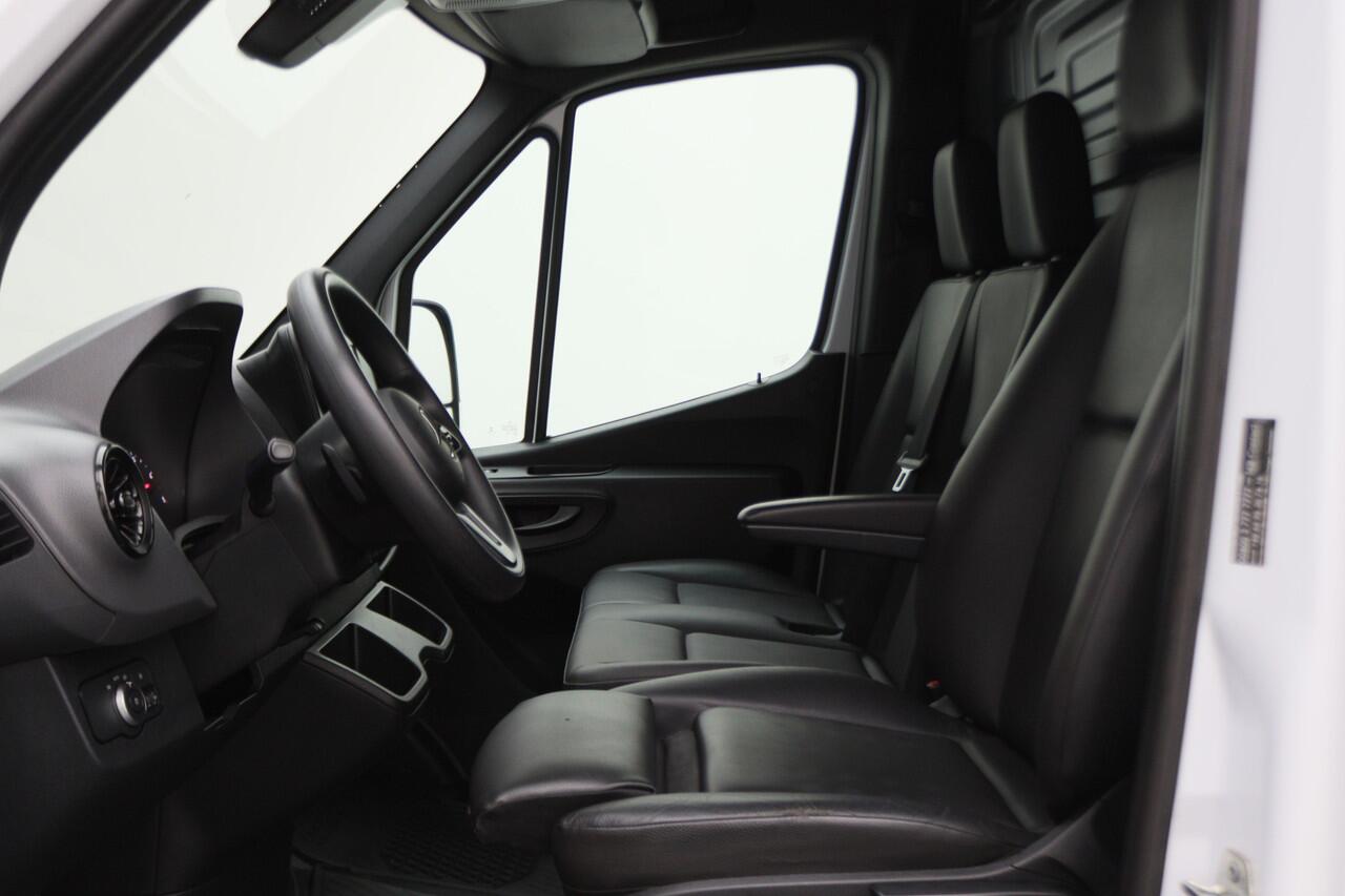 Mercedes-Benz SPRINTER 317 CDI Aut. L2H1 Leer, Standkachel, Camera, 3-Zits, Airco, Cruise, Apple Carplay, DAB