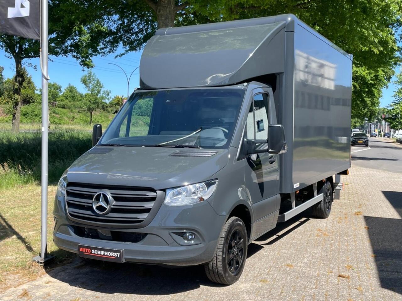 Mercedes-Benz SPRINTER 317 cdi bakwagen laadklep m-bux camera LMVelgen BPM vrij