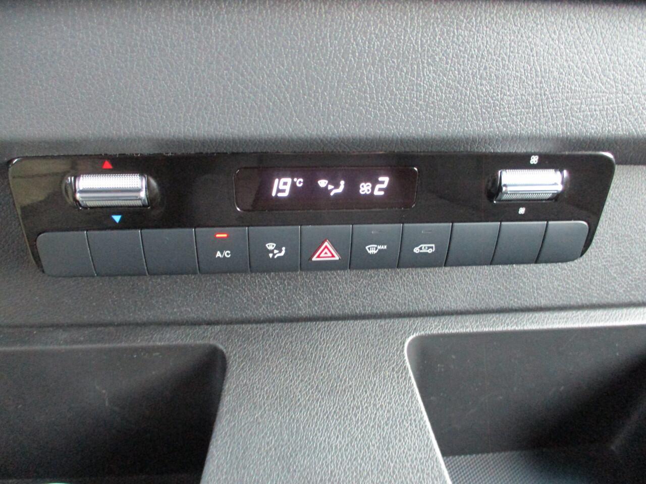 Mercedes-Benz SPRINTER 319 CDI 190 PK L3H2 Automaat Led Trekhaak