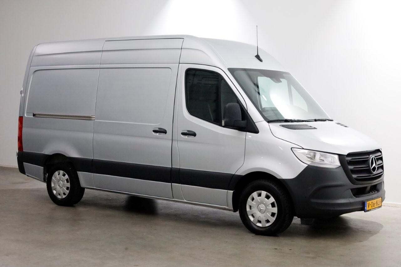 Mercedes-Benz SPRINTER 315 CDI 150pk RWD 9G Automaat L2H2 Airco/Camera/CarPlay 08-2021