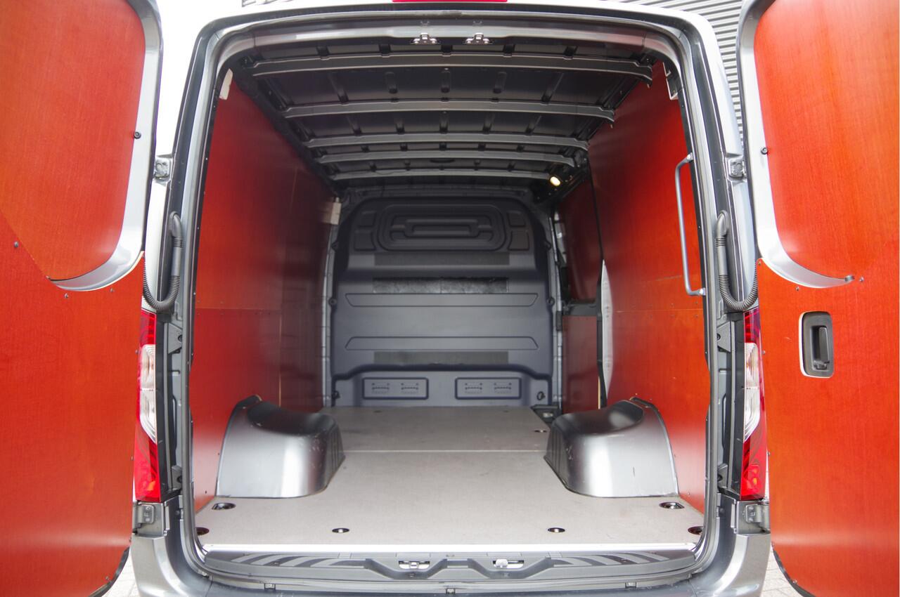 Mercedes-Benz SPRINTER 519 3.0 CDI V6 L2H1 LED, LEDER, 3.5T TREKHAAK, STANDKACHEL, DUBBELLUCHT, ADAPT. CRUISE, MBUX 10'', 360 CAMERA, STOELVERWARMING, VOORRUIT VERWARMING, NAVI, CLIMA, NL AUTO, NAP