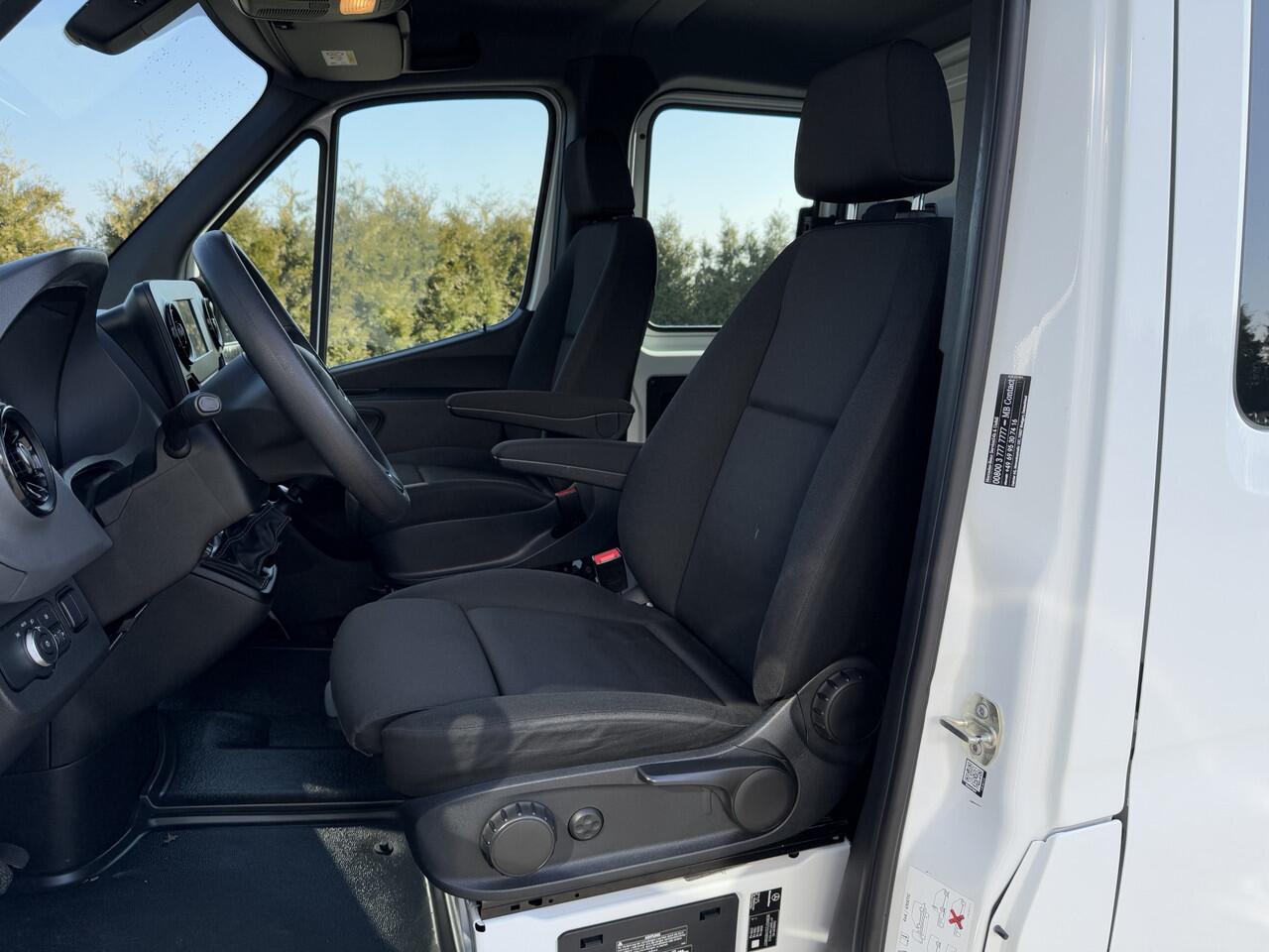 Mercedes-Benz SPRINTER 314 CDI 4X4 / PICK-UP / DOKA / DUBBEL CABINE / AIRCO / CRUISE / APPLE CARPLAY / 6 PERSOONS / ZEER NETJES