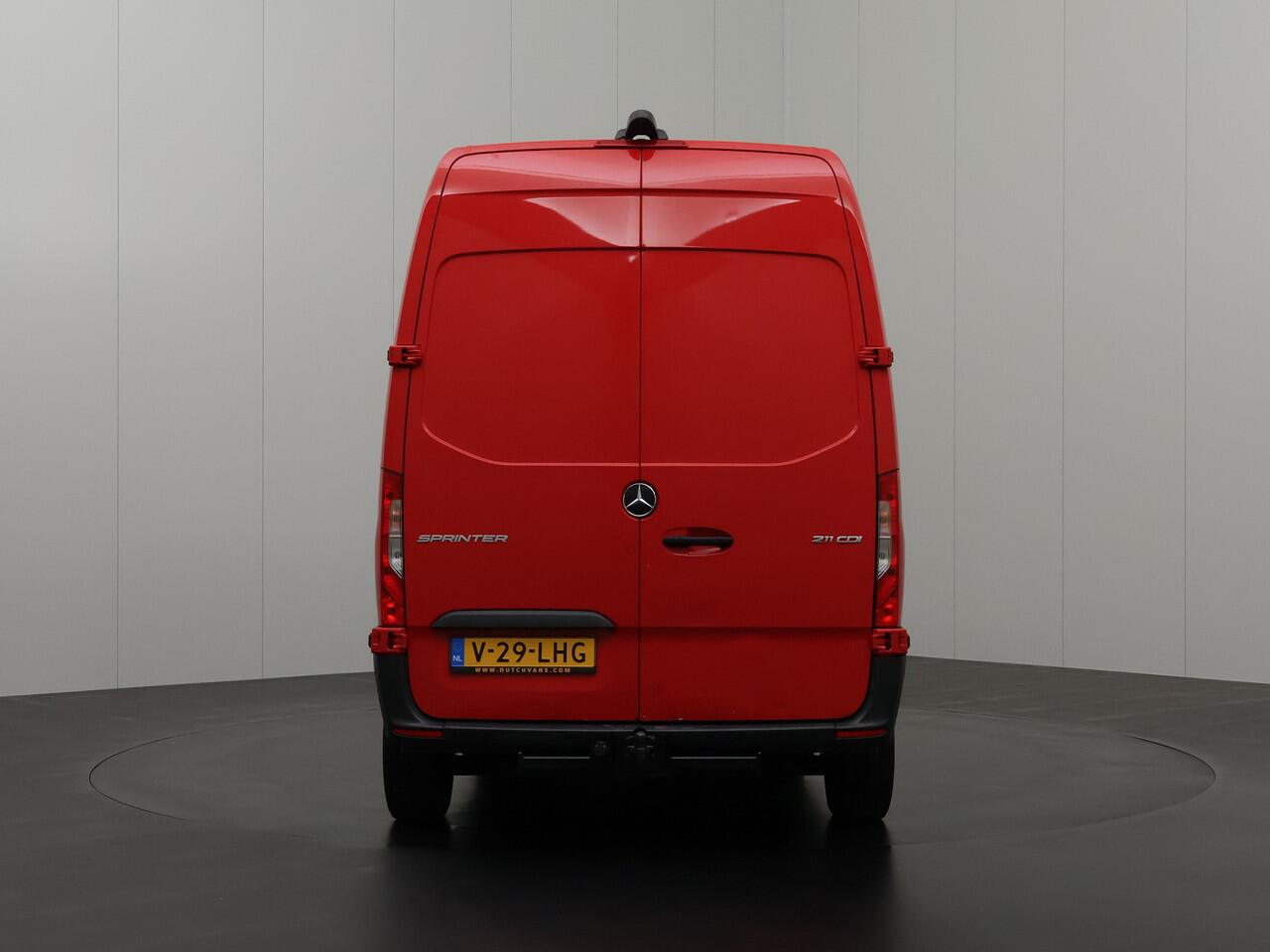 Mercedes-Benz SPRINTER 9G-Tronic Automaat L2H2 | Led | Navigatie | Camera | 3-Persoons | Trekhaak