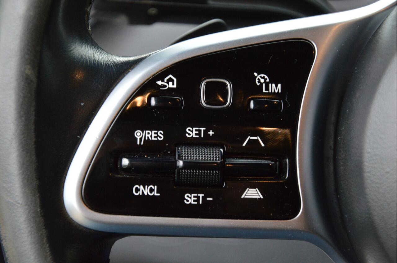 Mercedes-Benz SPRINTER 314 2.2 CDI L2H2 DUBBEL CABINE | LED | 3,5T TREKHAAK | ADAPTIVE CRUISE | CAMERA | NAVI | DAB | ENZ