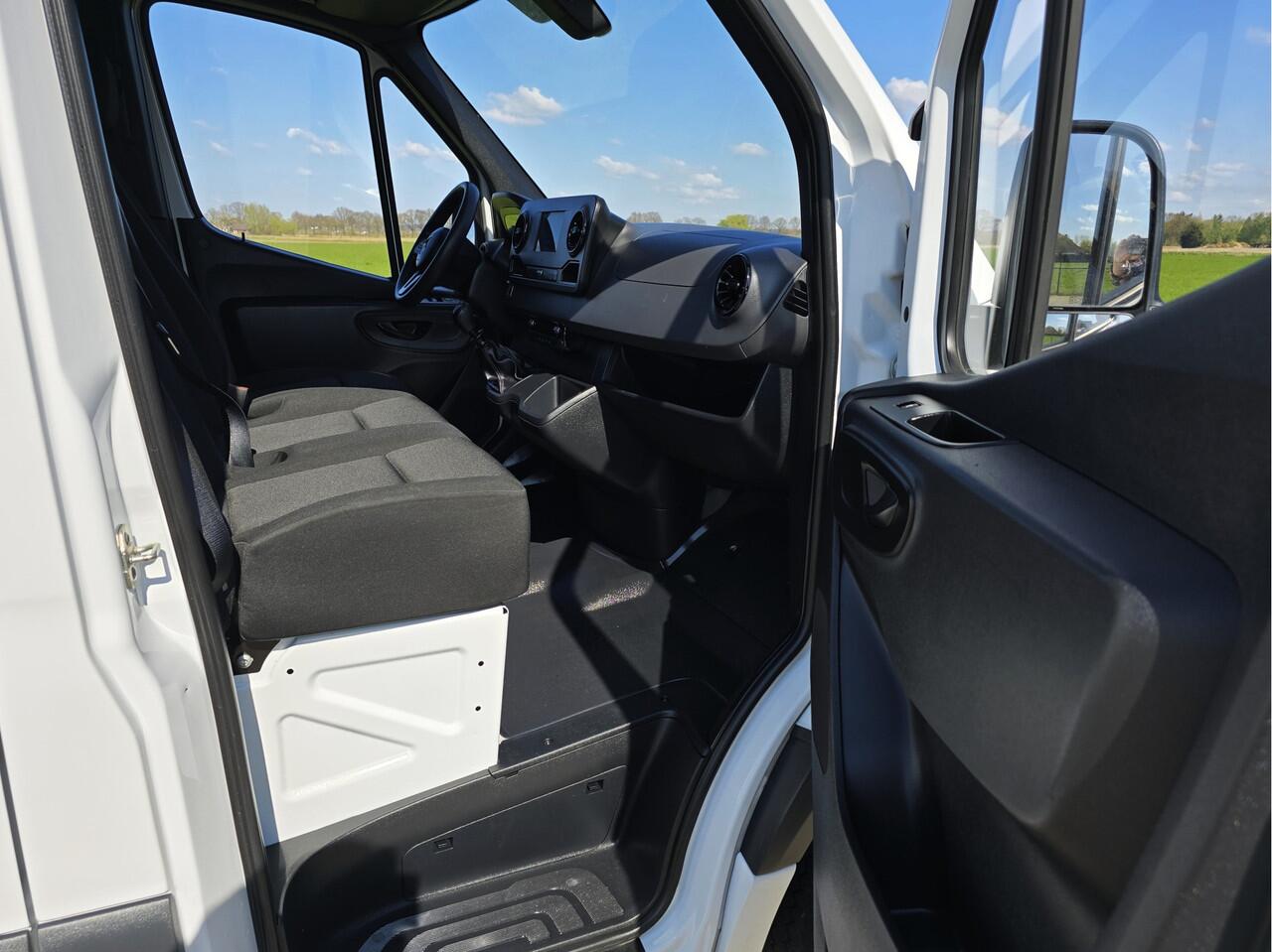 Mercedes-Benz SPRINTER 315 1.9 CDI L3H2 RWD - 150 Pk - Euro 6 - RWD - MBUX - Camera - Airco - Cruise Control