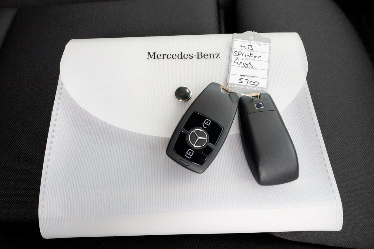 Mercedes-Benz SPRINTER 419 CDI 190pk L2H2 4x4 A4M 9G Automaat ACC/LED/Draaistoelen/360° Camera NIEUW 06-2024