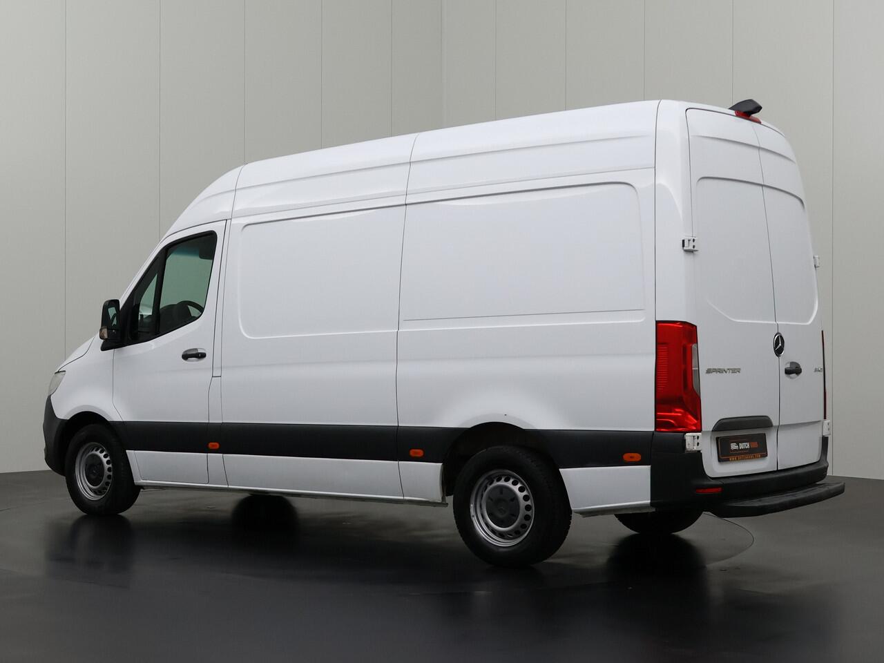 Mercedes-Benz SPRINTER 314CDI L2H2 | Mbux | Camera | Airco | Cruise | 3-Persoons