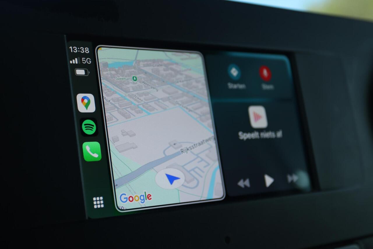 Mercedes-Benz SPRINTER 316 2.2 CDI L2H2 EURO 6 | CARPLAY | TREKHAAK 2800KG | CAMERA | 3-ZITS | LEDER | STOELVERWARMING