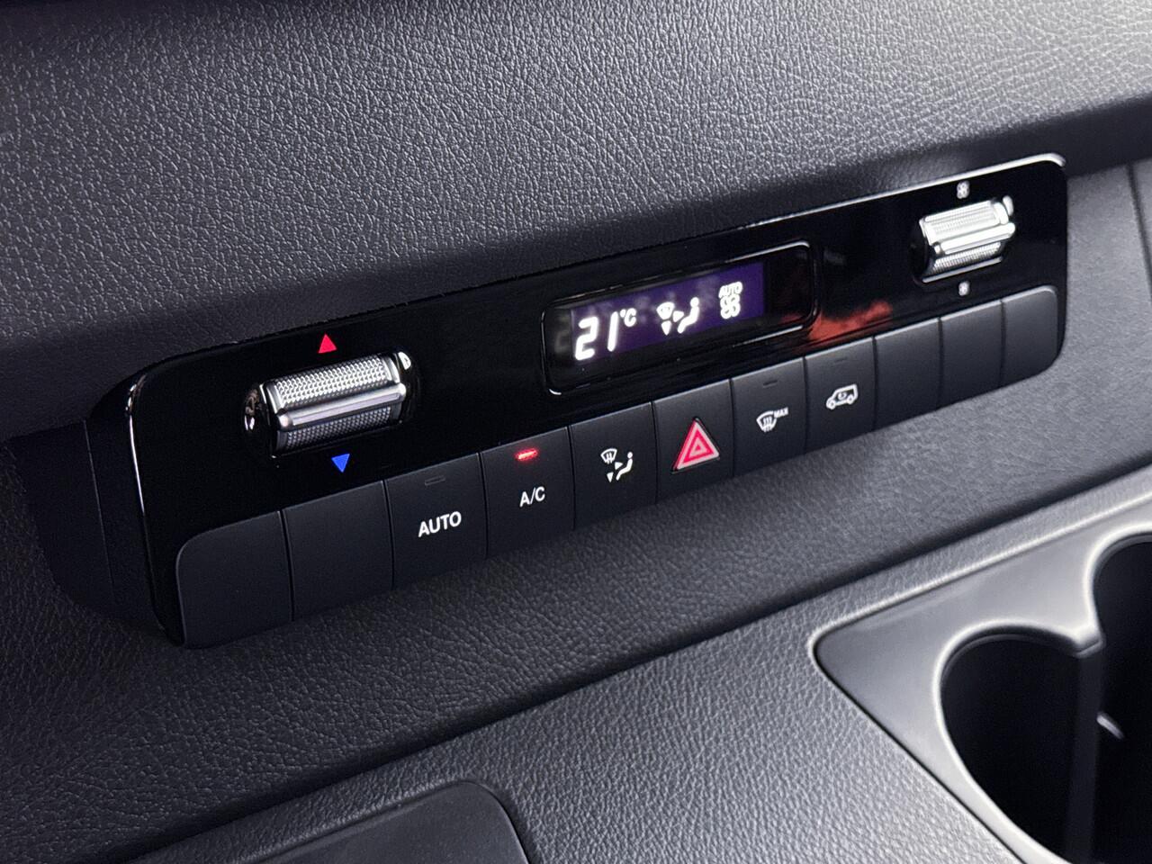 Mercedes-Benz SPRINTER 317 Bakwagen D'Hollandia Laadklep 1000KG 10.25 MBUX Led Koplampen 9G Automaat