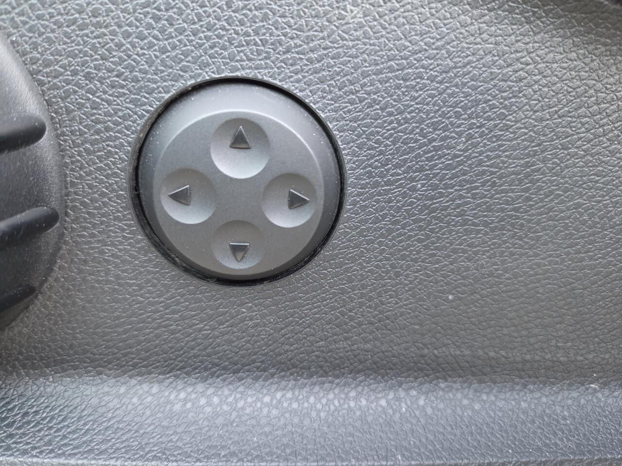 Mercedes-Benz SPRINTER 317 1.9 CDI L2H2 RWD