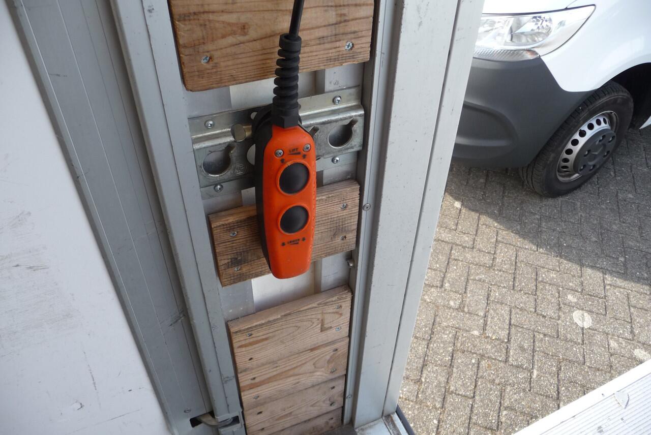 Mercedes-Benz SPRINTER 515 CDI autm bak + klep , trekhaak 1-2023 klein rijbewijs