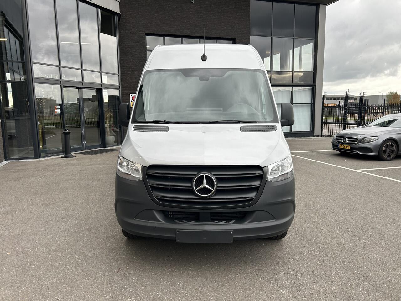 Mercedes-Benz SPRINTER 317 CDI L2 H2 MBUX / Camera / Carplay navigatie / Cruise control / Airco