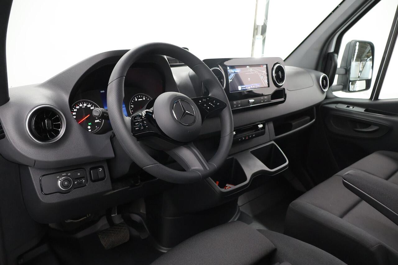 Mercedes-Benz SPRINTER 315 CDI Chassis L2 RWD Automaat ¤64.850,- ex BTW | BPM VRIJ | 3-zits | Achteruitrijcamera | Climate Control | Airco | Cruise Control | Bakwagen | Meubelbak | Laadklep |