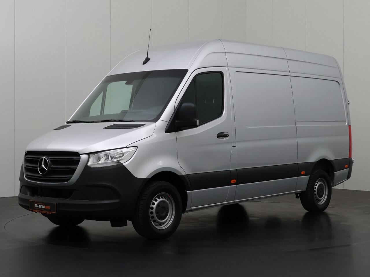 Mercedes-Benz SPRINTER 315CDI 9G-Tronic Automaat L2H2 | 3500Kg Trekken | Camera | Airco | Cruise | Betimmering | 3-Persoons