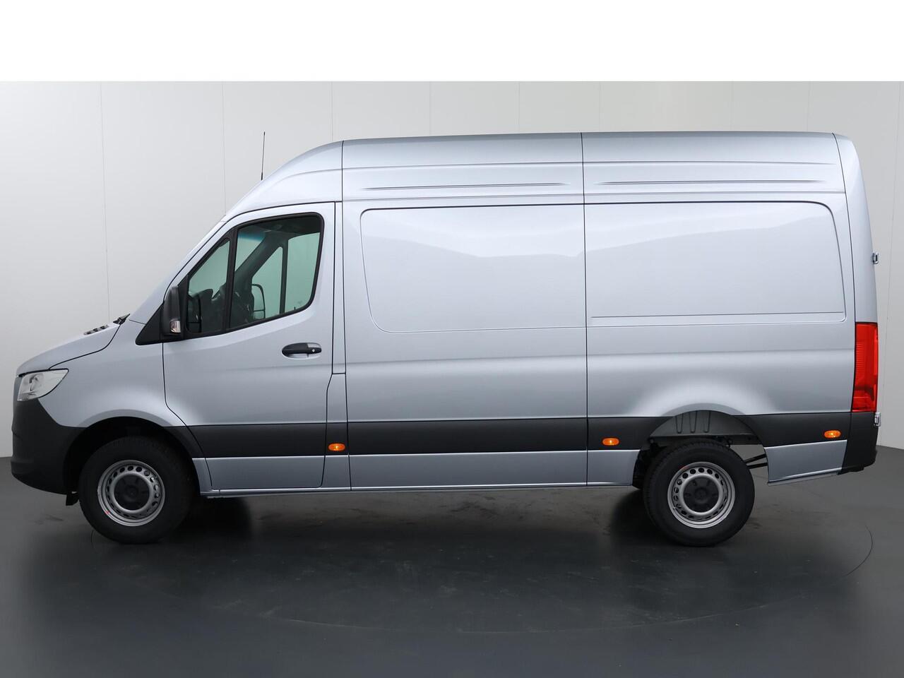 Mercedes-Benz SPRINTER 315 CDI L2 H2 Pro | Smartphone integratie pakket | Achteruitrijcamera | 10.25" MBUX Systeem | 3500 KG Trekgewicht |