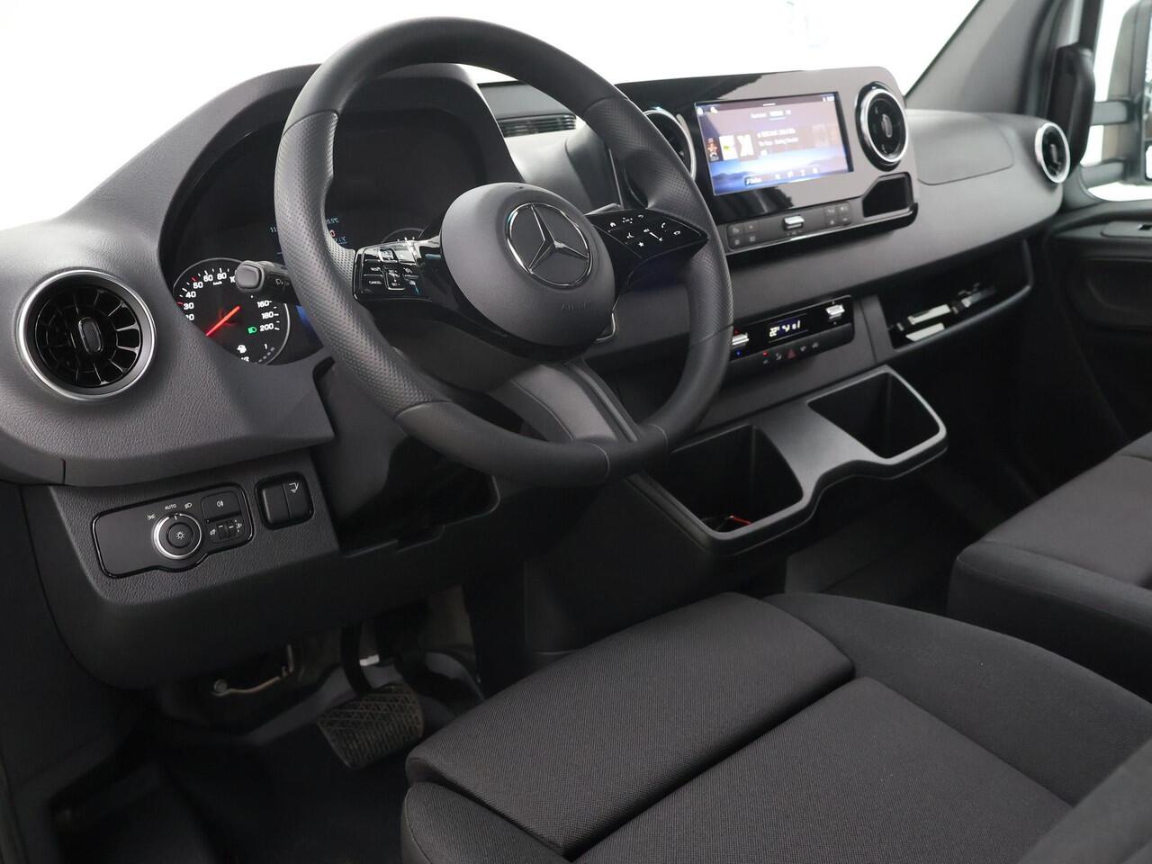 Mercedes-Benz SPRINTER 315 CDI | Aut. | Chassis | L3 | 3500 KG. AHW | Airco | Cruise Control | MBUX Navigatie | Apple Carplay/Android Auto | Lane-Assist | Vierseizoenenbanden | Comfort Bestuurdersstoel | 3500 KG. AHW | ELKE OPBOUW MOGELIJK