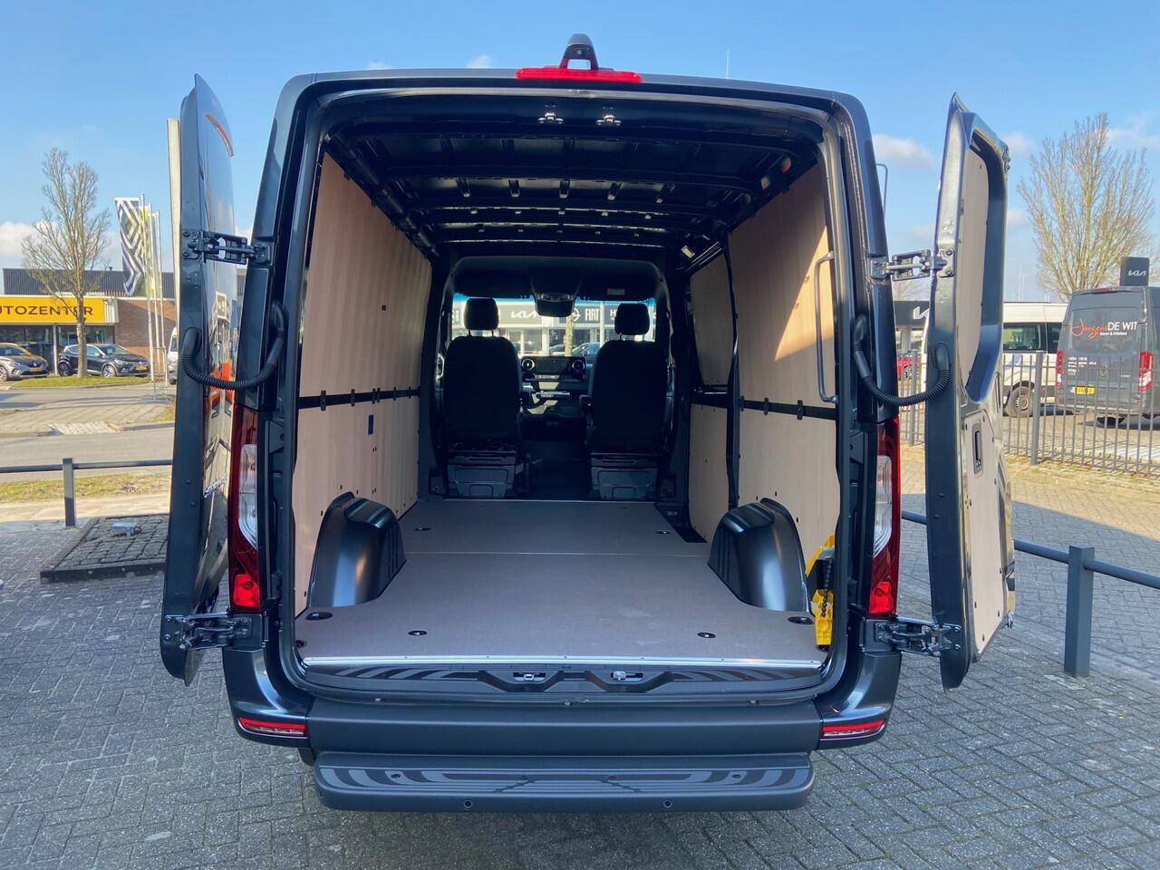 Mercedes-Benz SPRINTER 319 CDI L2H1 Elec. Schuifdeur | 360° Camera | DIStronic | LED | Betimmering