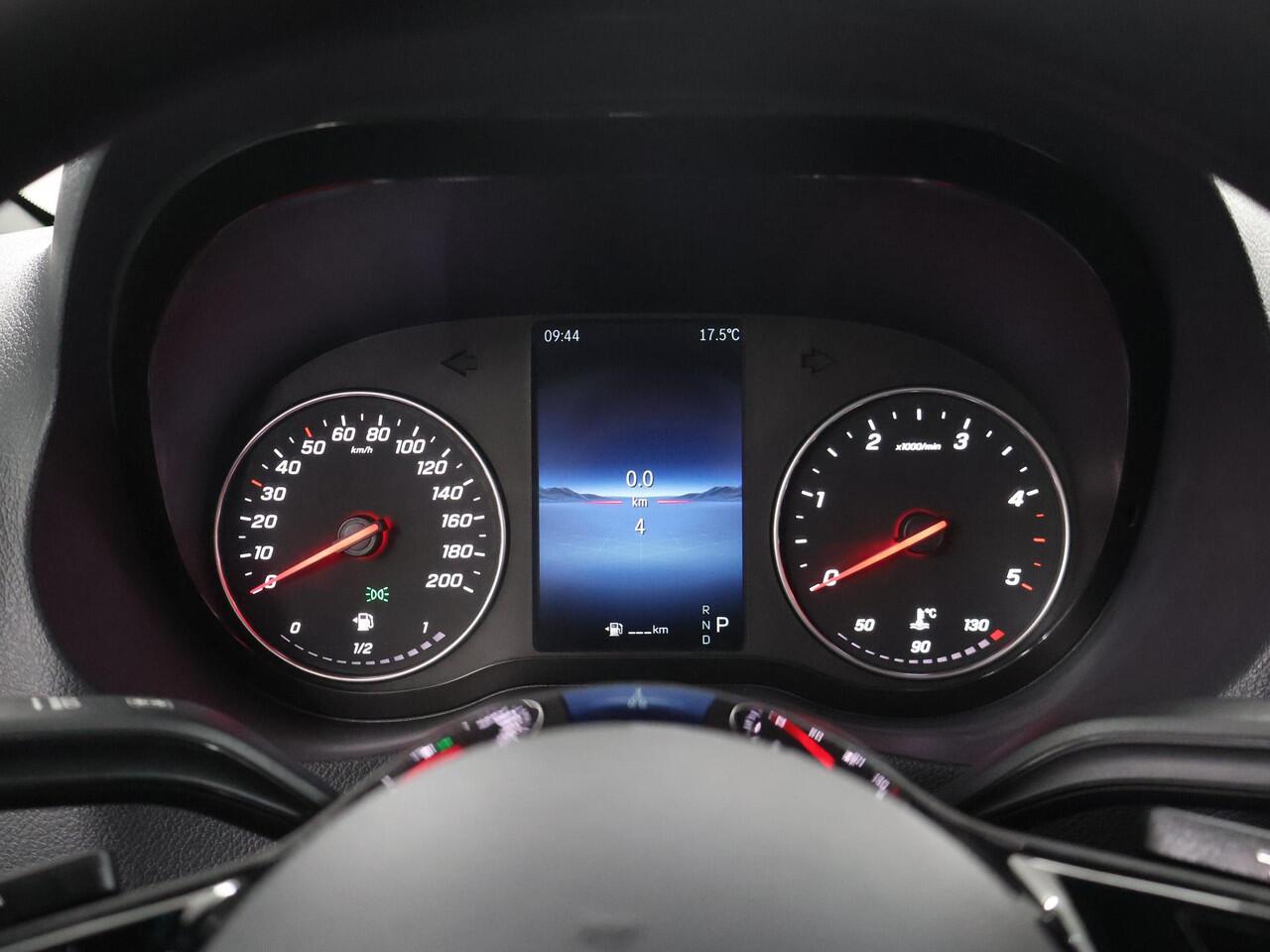 Mercedes-Benz SPRINTER 315 CDI | Aut. | Chassis | L3 | 3500 KG. AHW | Airco | Cruise Control | MBUX Navigatie | Apple Carplay/Android Auto | Lane-Assist | Vierseizoenenbanden | Comfort Bestuurdersstoel | 3500 KG. AHW | ELKE OPBOUW MOGELIJK