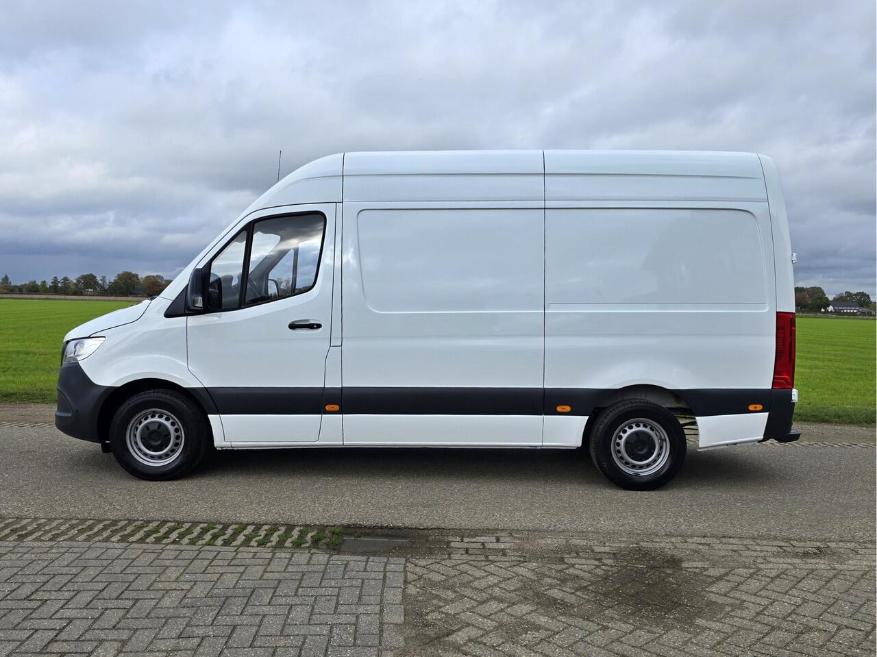 Mercedes-Benz SPRINTER 315 1.9 CDI L2 H2 RWD - 150 Pk - Euro 6 - Navi - ParkeerCamera - Cruise Control