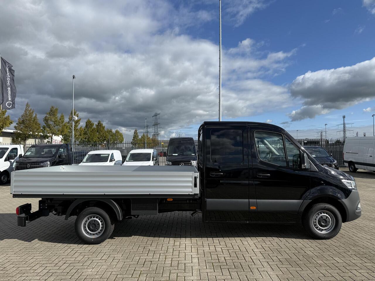 Mercedes-Benz SPRINTER 317 CDI OPEN LAADBAK | AUTOMAAT | DC | MBUX | 6-ZITS | AIRCO | MISTLAMPEN | CRUISE | LED KOPLAMPEN | LUCHTGEVEERDE STOELEN | 3500 KG AHW TREKHAAK | ACHTERUITRIJCAMERA | BPM-VRIJ