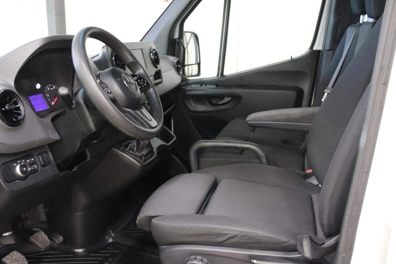 Mercedes-Benz SPRINTER 514 2.2 CDI KIPPER MET KIST EN 3500 KG TREKHAAK