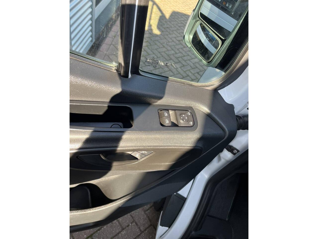 Mercedes-Benz SPRINTER 316 CDI L2H1 EURO VI-D Airco/10"MBUX