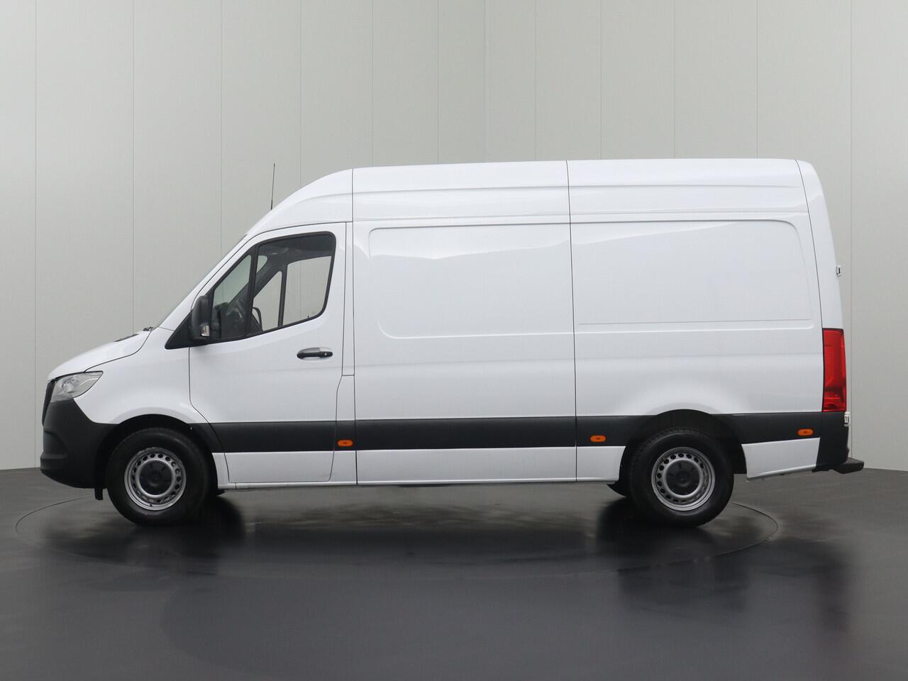 Mercedes-Benz SPRINTER 315CDI L2H2 | Mbux Touchscreen Camera | Betimmering | Airco | Cruise | 3-Persoons