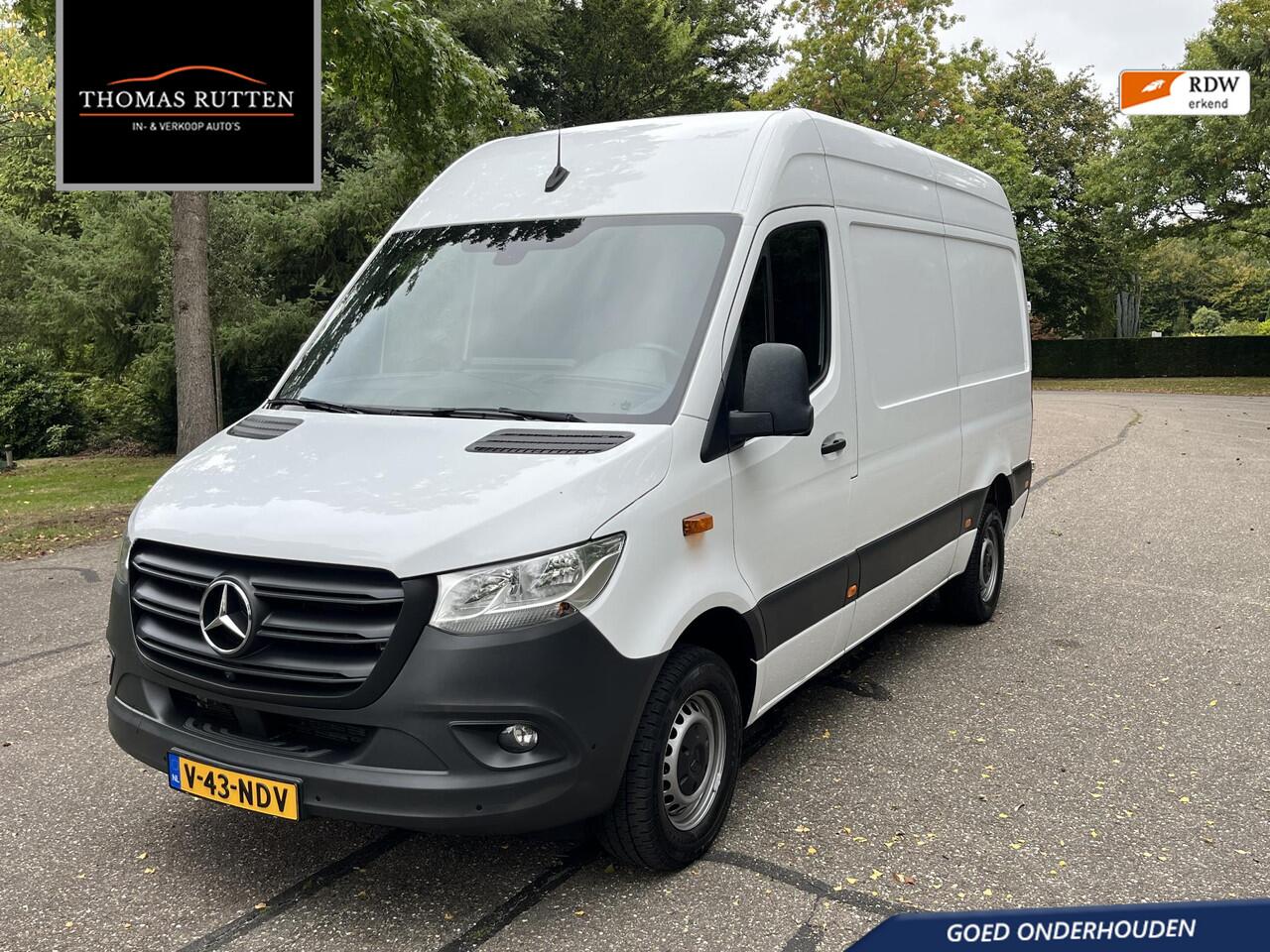 Mercedes-Benz SPRINTER 317 1.9 CDI L2H2 RWD Functional 2022 | Navigatie | Cruise controle | Stoelverwarming | Airco | Multifunctioneel stuurwiel | 6 versnellingen | Camera | Boekjes |