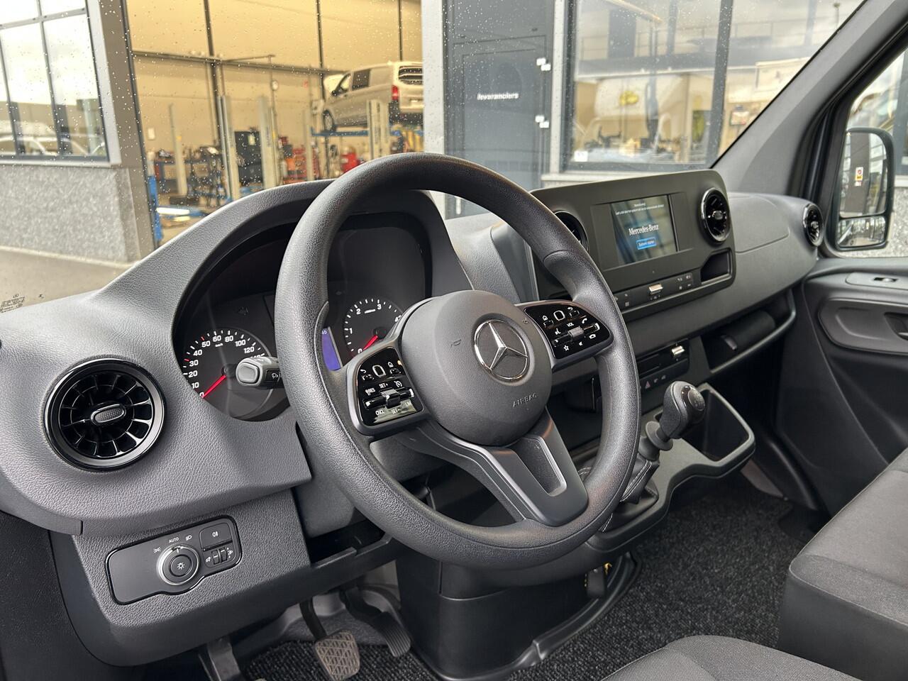 Mercedes-Benz SPRINTER 317 CDI L2 H2 MBUX / Camera / Carplay navigatie / Cruise control / Airco