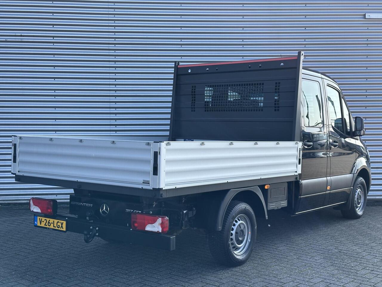 Mercedes-Benz SPRINTER 317 CDI Pick-up 7-Persoons Trekhaak 3500kg Open laadbak Dubbel Cabine
