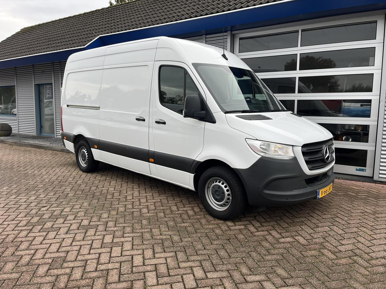 Mercedes-Benz SPRINTER 317 1.9 CDI L2H2 RWD Automaat/7"MBUX