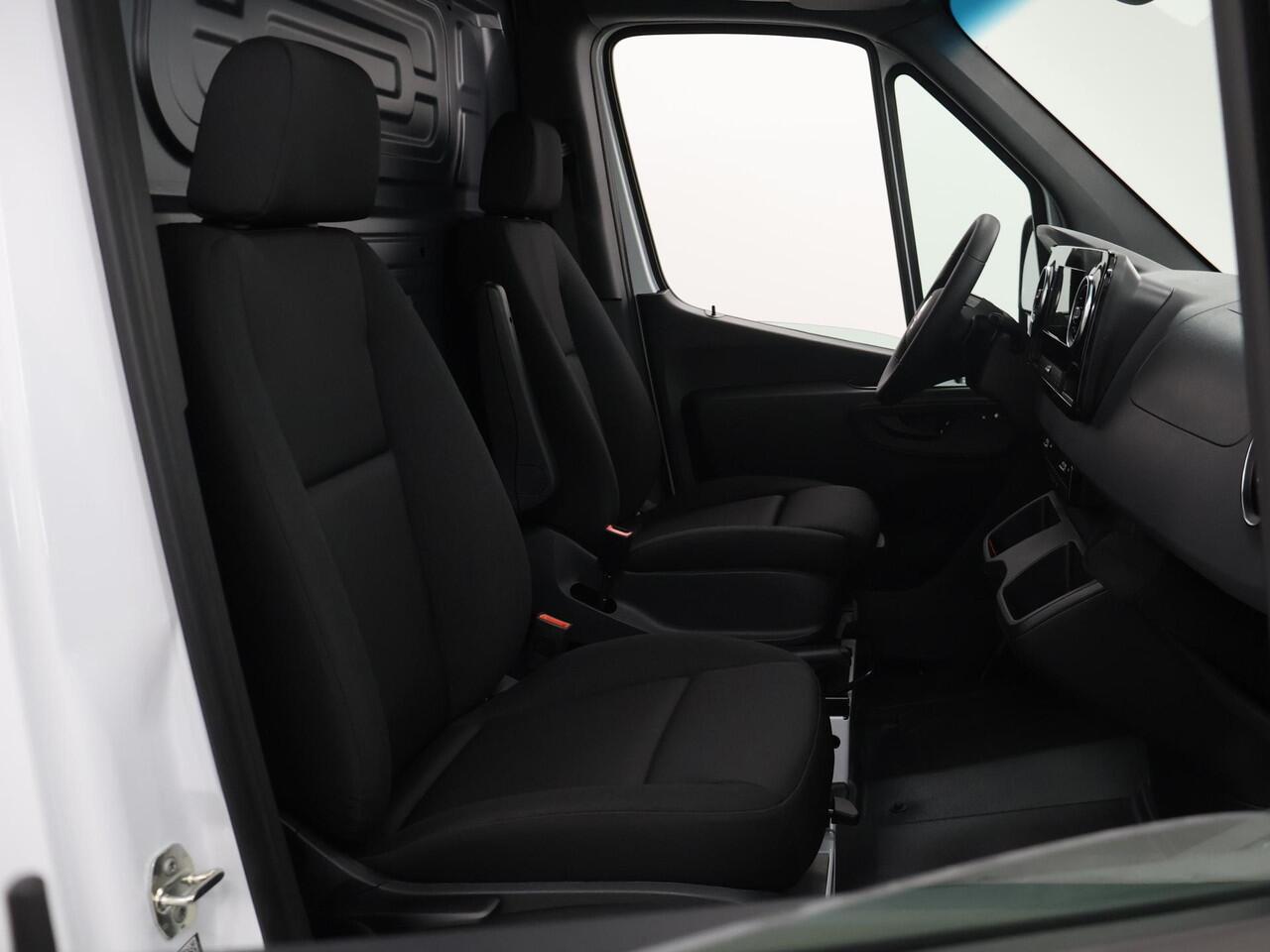 Mercedes-Benz SPRINTER 519 CDI L3 H2 RWD PRO 5.0t N2 | Smartphone integratie pakket | Comfortbestuurdersstoel geveerd | Winterpakket | Tachograaf |