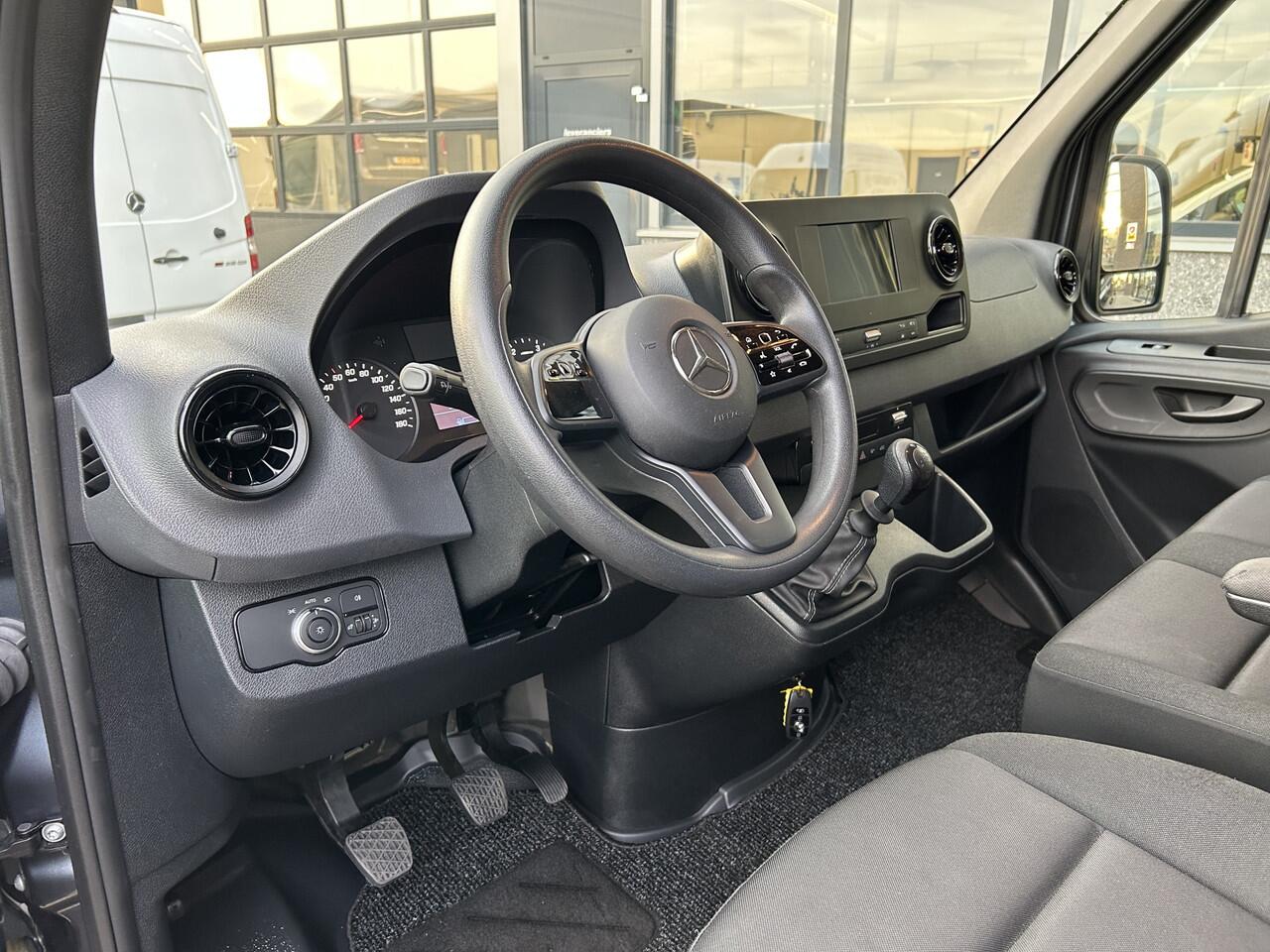 Mercedes-Benz SPRINTER 317 CDI L2 H2 MBUX / Camera / Carplay navigatie / Airco