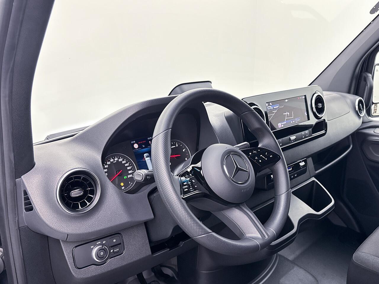 Mercedes-Benz SPRINTER 317 L3H2 Pro Led Facelift 3500 KG Navigatie Trekgewicht Camera + sensoren