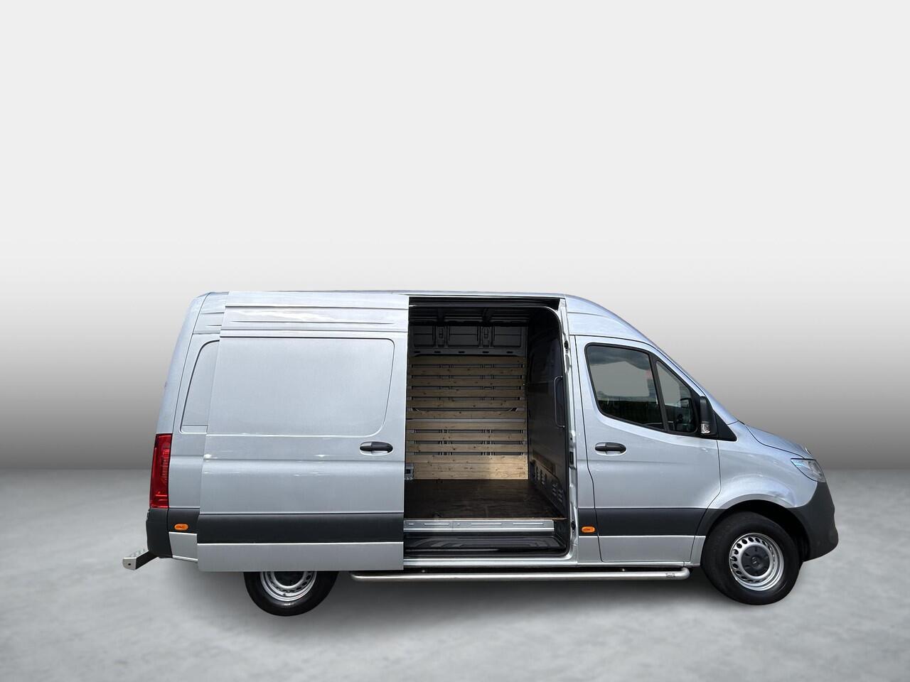 Mercedes-Benz SPRINTER 315 1.9 CDI L2H2 RWD