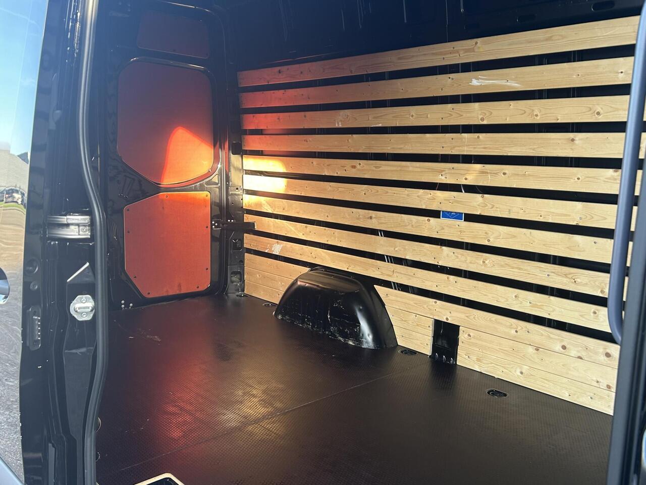 Mercedes-Benz SPRINTER 317 1.9 CDI L2H2 RWD | Cruise Control | Airco | Achteruitrijcamera